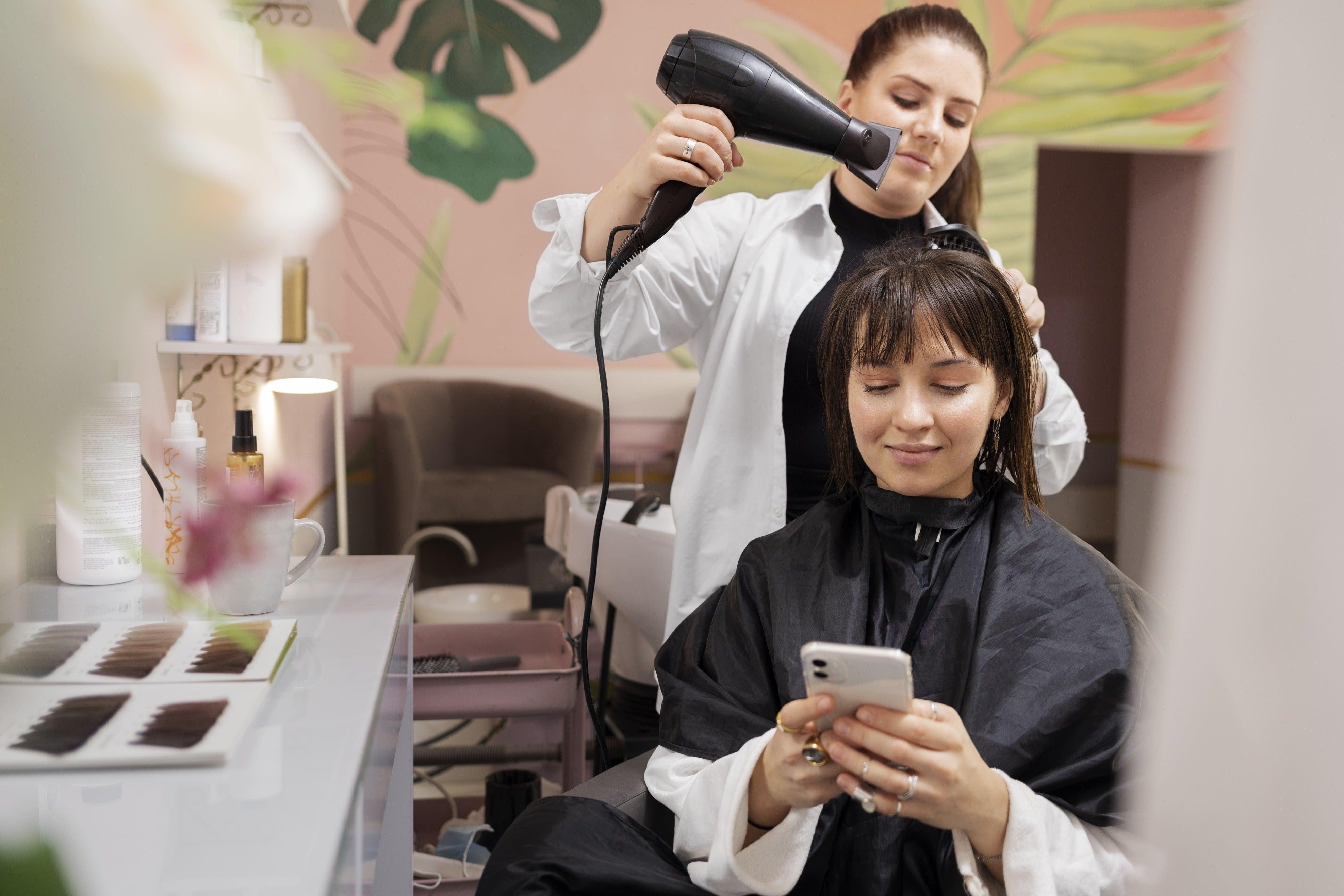 Hair Mastery Week: un omaggio all'apprezzamento degli hairstylist 2024 - Vitta Gold Cosmetici
